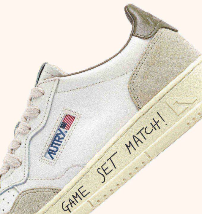MEDALIST LOW SNEAKERS IN LEATHER AND SUEDE COLOR WHITE AND COVERT GREEN WITH LETTERING MEDALIST LOW SNEAKERS IN LEATHER AND SUEDE COLOR WHITE AND COVERT GREEN WITH LETTERING