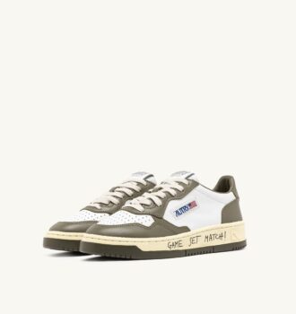 MEDALIST LOW SNEAKERS IN LEATHER COLOR WHITE AND COVERT GREEN WITH LETTERING