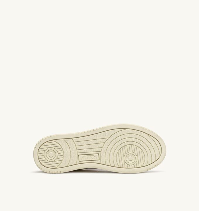 MEDALIST LOW SNEAKERS IN LEATHER MARSHMALLOW AND SAND GLITTER