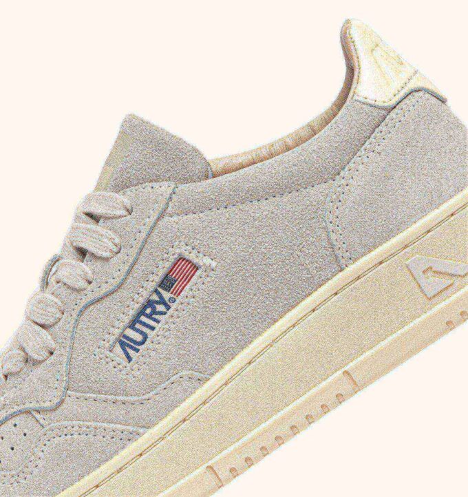 MEDALIST LOW SNEAKERS IN MARBLE AND OFF WHITE SUEDE MEDALIST LOW SNEAKERS IN MARBLE AND OFF WHITE SUEDE