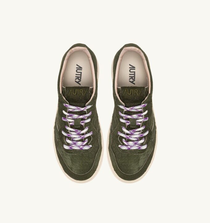 MEDALIST LOW SNEAKERS IN MILITARY GREEN PONY HAIR EFFECT