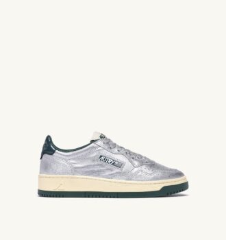 MEDALIST LOW SNEAKERS IN SILVER AND BOTTLE METALIZED LEATHER