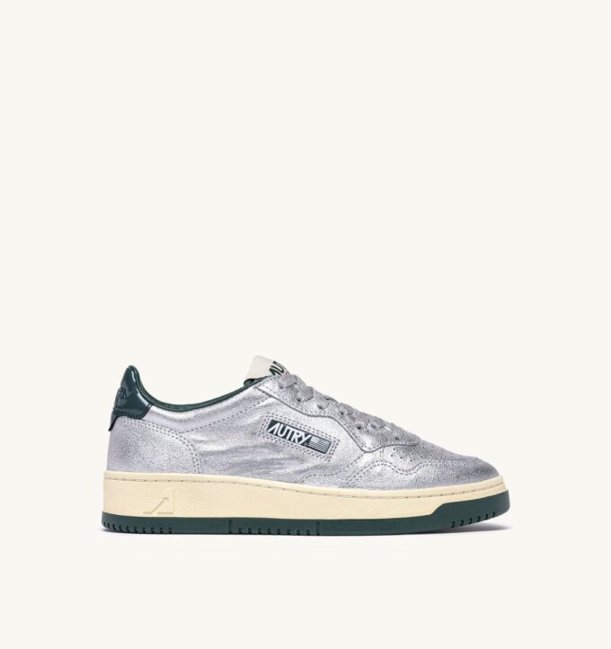 MEDALIST LOW SNEAKERS IN SILVER AND BOTTLE METALIZED LEATHER MEDALIST LOW SNEAKERS IN SILVER AND BOTTLE METALIZED LEATHER