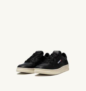 MEDALIST LOW SNEAKERS IN SUPER-SOFT BLACK NAPPA