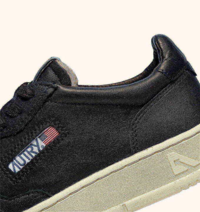 MEDALIST LOW SNEAKERS IN SUPER-SOFT BLACK NAPPA