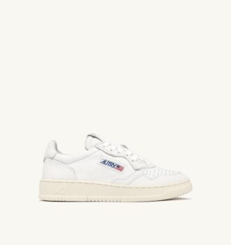 MEDALIST LOW SNEAKERS IN SUPER-SOFT WHITE NAPPA