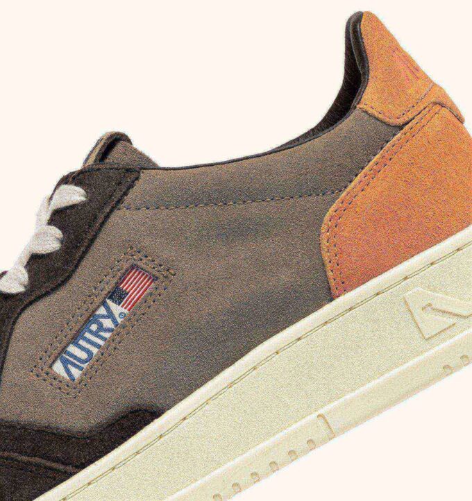 MEDALIST LOW SNEAKERS IN TRICOLOR BROWN FANTA AND MOKA SUEDE