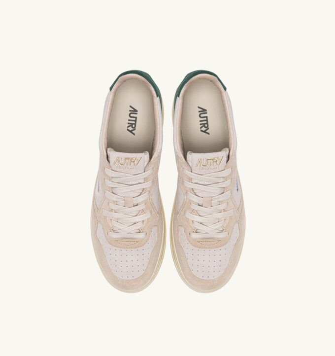 MEDALIST LOW SNEAKERS IN TRICOLOR SAND AND GREEN SUEDE
