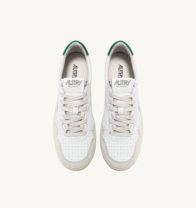 BASKETS MEDALIST LOW EN CUIR BLANC ET AMAZON ET DAIM BEIGE