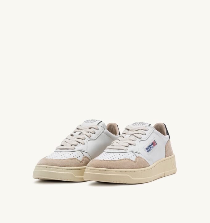 MEDALIST LOW SNEAKERS IN WHITE AND BLACK LEATHER AND BEIGE SUEDE