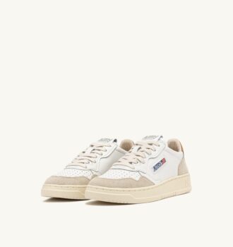 MEDALIST LOW SNEAKERS IN WHITE AND BROWN SUGAR SUEDE AND LEATHER