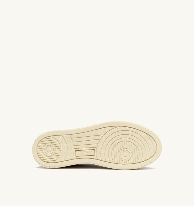 MEDALIST LOW SNEAKERS IN WHITE AND COVERT GREEN LEATHER SUEDE