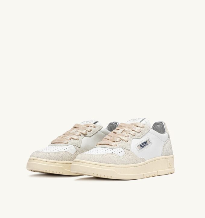 MEDALIST LOW SNEAKERS IN WHITE AND GLITTER LEATHER