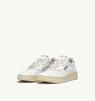MEDALIST LOW SNEAKERS IN WHITE AND GOLD LEATHER