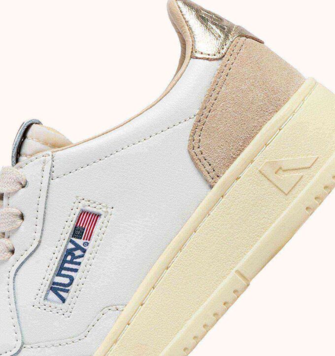 MEDALIST LOW SNEAKERS IN WHITE AND GOLD LEATHER