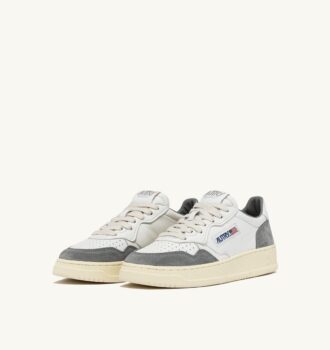 MEDALIST LOW SNEAKERS IN WHITE AND GRAY LEATHER SUEDE