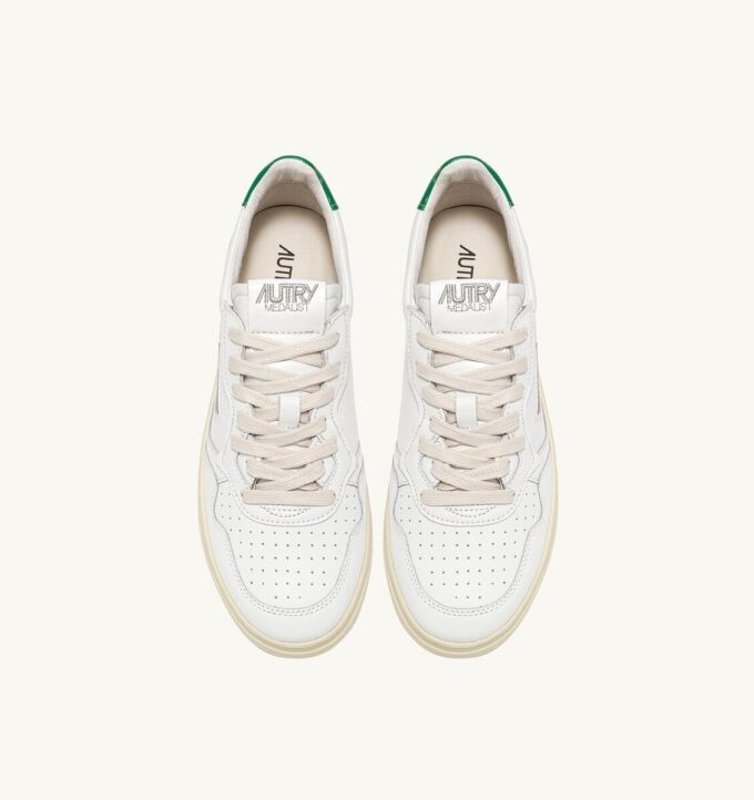 MEDALIST LOW SNEAKERS IN WHITE AND GREEN LEATHER