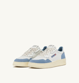 MEDALIST LOW SNEAKERS IN WHITE AND LIGHT BLUE LEATHER AND SUEDE