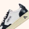 MEDALIST LOW SNEAKERS IN WHITE AND NIGHT BLUE LEATHER