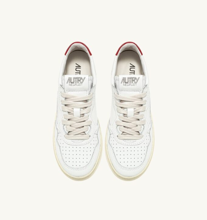 MEDALIST LOW SNEAKERS IN WHITE AND RED LEATHER