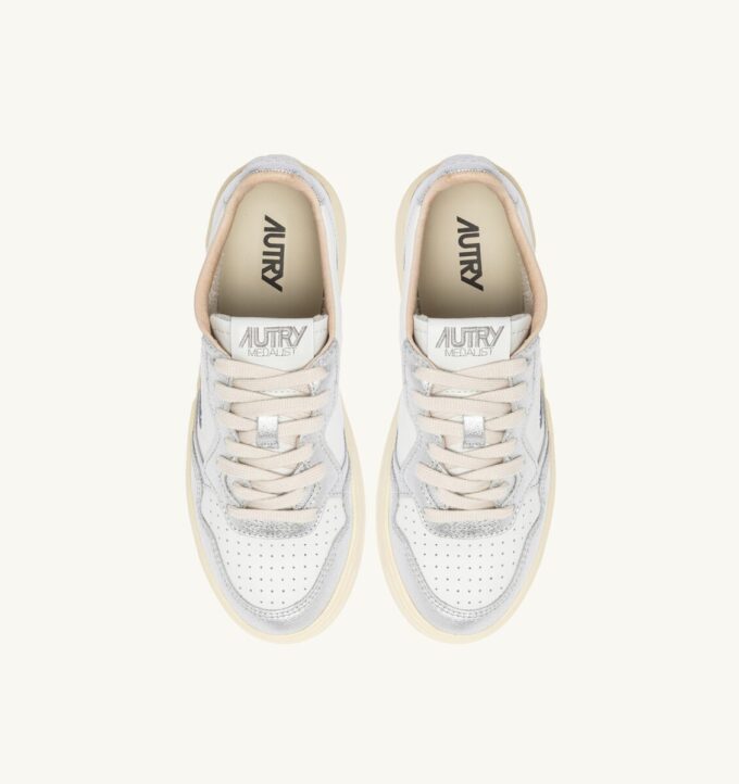 MEDALIST LOW SNEAKERS IN WHITE AND SILVER LEATHER WITH LETTERING