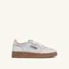 MEDALIST LOW SNEAKERS IN WHITE AND TOBACCO BROWN SCRAPED EFFECT SUEDE