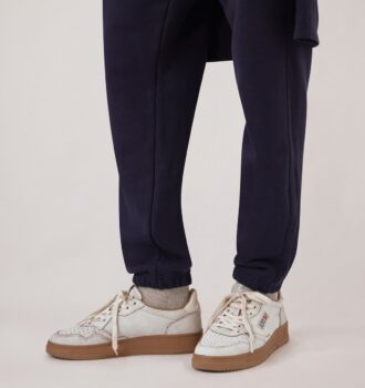 MEDALIST LOW SNEAKERS IN WHITE AND TOBACCO BROWN SCRAPED EFFECT SUEDE