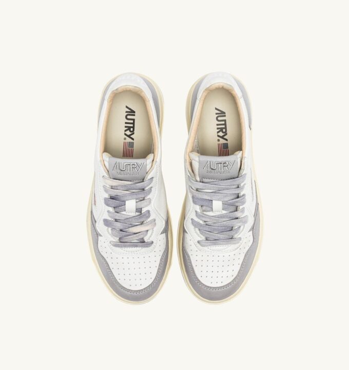 MEDALIST LOW SNEAKERS IN WHITE AND VAPOR LEATHER MEDALIST LOW SNEAKERS IN WHITE AND VAPOR LEATHER