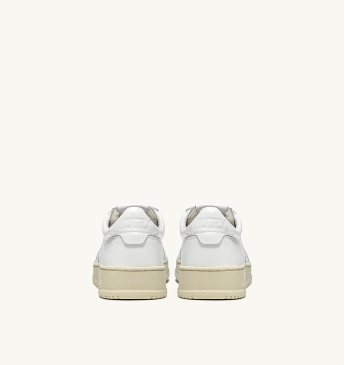 BASKETS MEDALIST LOW EN CUIR BLANC