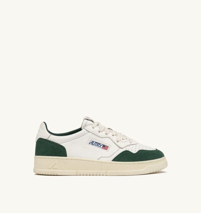 MEDALIST LOW SNEAKERS IN WHITE LEATHER AND BOTTLE GREEN SUEDE