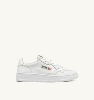 BASKET MEDALIST LOW EN CUIR DE CHEVRE BLANC STONE WASHED