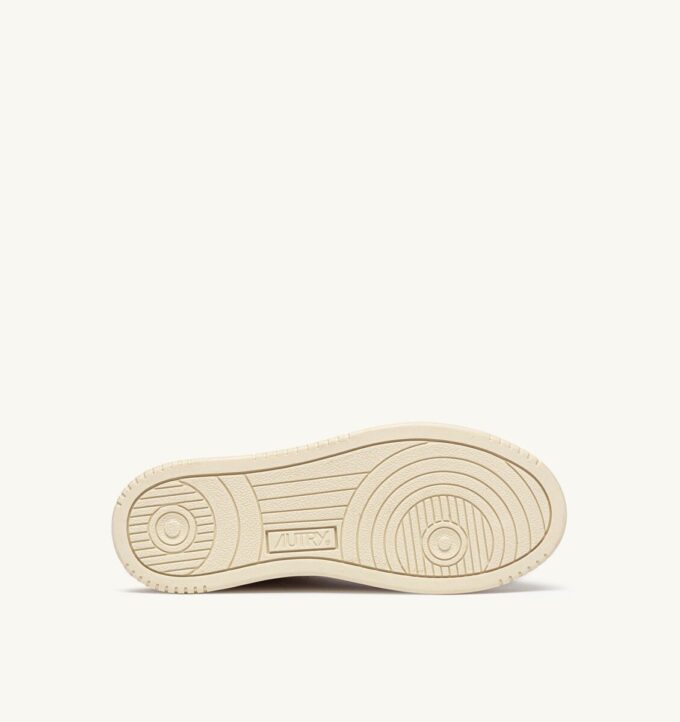 MEDALIST LOW SNEAKERS IN WOOD ASH LEATHER