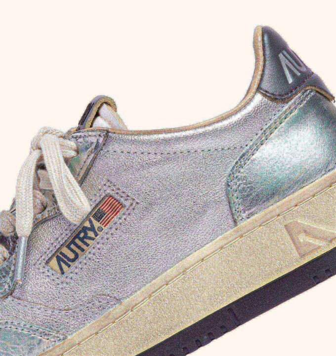 MEDALIST LOW SNEAKERS SUPER VINTAGE IN SILVER TONE METALIZED LEATHER