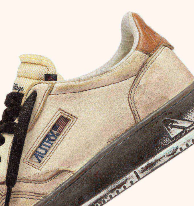 MEDALIST LOW SNEAKERS SUPER VINTAGE IN WHITE AND BROWN SUGAR LEATHER