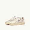 MEDALIST LOW SNEAKERS SUPER VINTAGE IN WHITE AND PLATINUM HAMMERED LEATHER