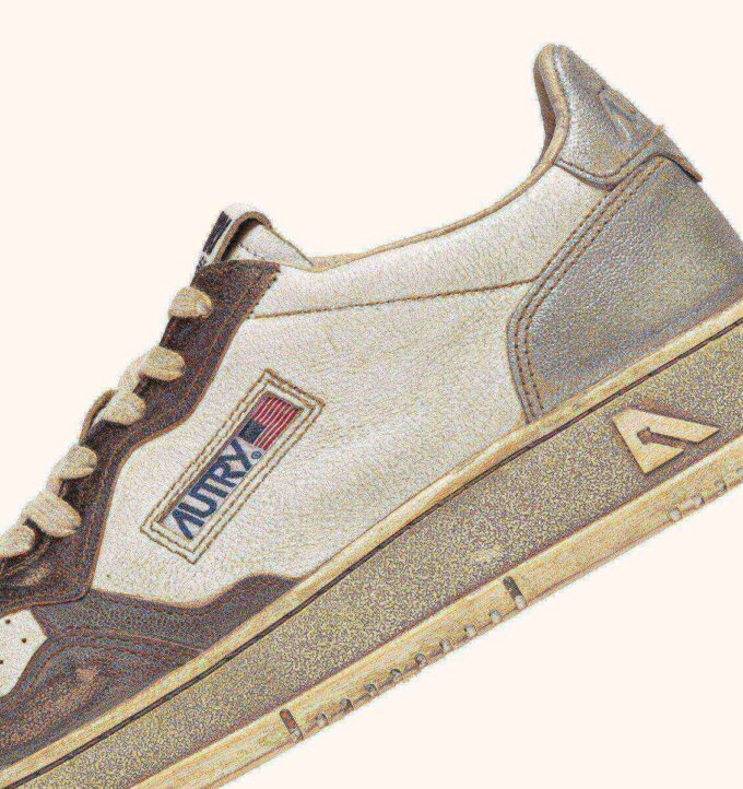 MEDALIST LOW SNEAKERS SUPER VINTAGE IN WHITE CHOCOLATE AND SILVER LEATHER