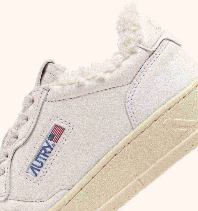 MEDALIST LOW SUPER SOFT SNEAKERS IN WHITE LEATHER MEDALIST LOW SUPER SOFT SNEAKERS IN WHITE LEATHER
