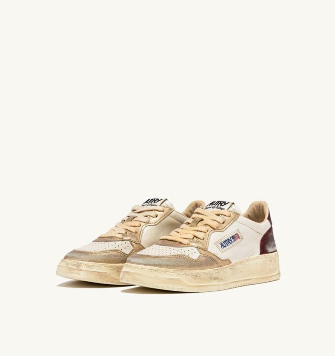 MEDALIST LOW SUPER VINTAGE SNEAKERS IN PLATINUM AND VIOLET BRUSHED LEATHER
