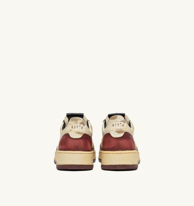 MEDALIST LOW SUPER VINTAGE SNEAKERS IN WHITE, BLACK AND SYRAH LEATHER