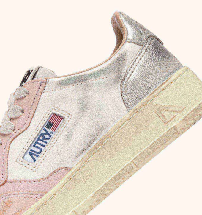 MEDALIST LOW SUPER VINTAGE SNEAKERS IN WHITE POWDER PINK AND SILVER LEATHER