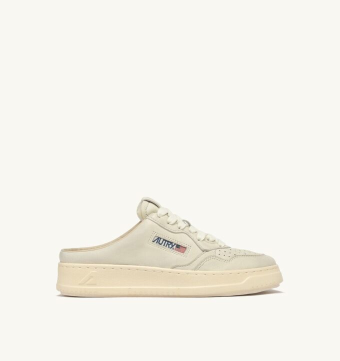 MEDALIST MULE SNEAKERS IN WINTER WHITE NAPA LEATHER