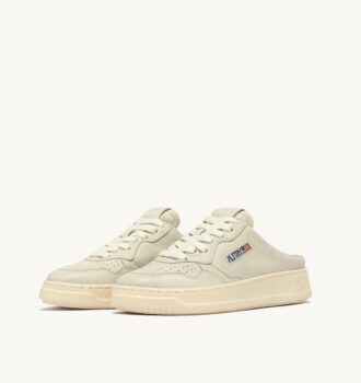 MEDALIST MULE SNEAKERS IN WINTER WHITE NAPA LEATHER