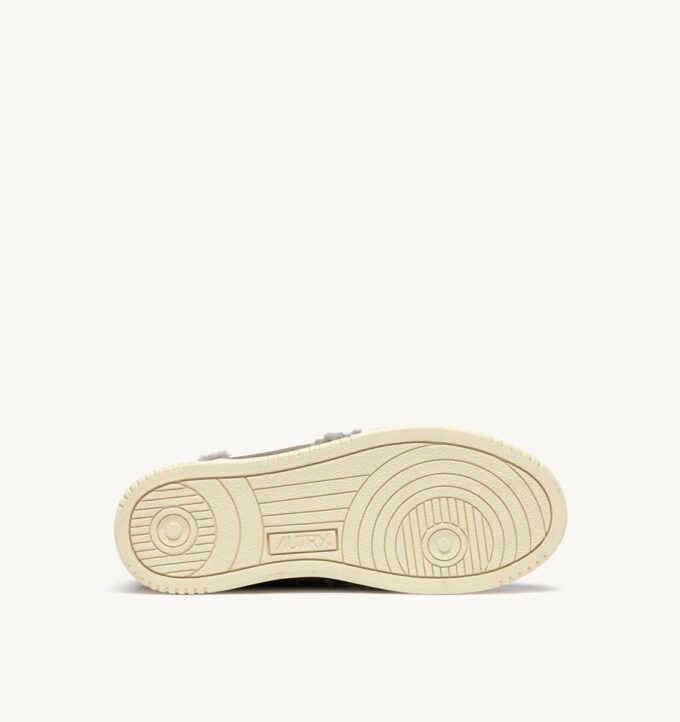 MEDALIST MUTTON SNEAKERS IN TAUPE SUEDE AND SHEARLING