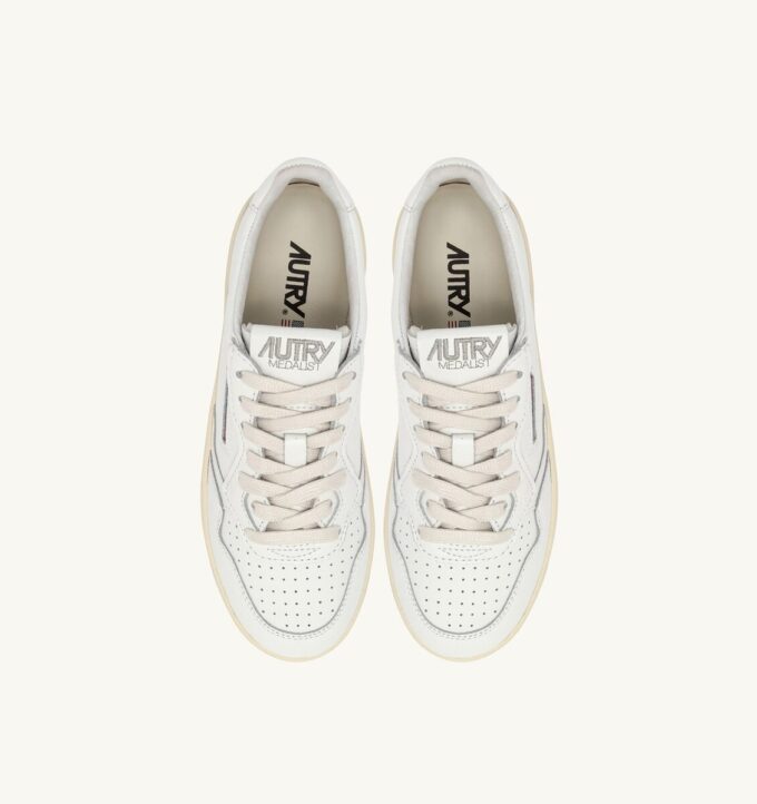 MEDALIST PLATFORM SNEAKERS IN WHITE LEATHER