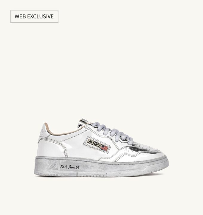 MEN’S ‘ROB PRUITT’ MIRROR-FINISH MEDALIST LOW SNEAKERS MEN’S ‘ROB PRUITT’ MIRROR-FINISH MEDALIST LOW SNEAKERS