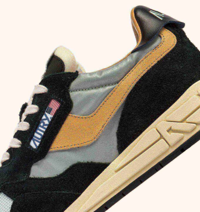 REELWIND LOW SNEAKERS IN BLACK SUEDE AND REFLECTIVE NYLON