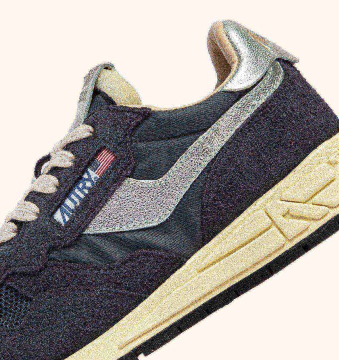 REELWIND LOW SNEAKERS IN CARBON AND SILVER TONE NYLON SUEDE AND LEATHER REELWIND LOW SNEAKERS IN CARBON AND SILVER TONE NYLON SUEDE AND LEATHER