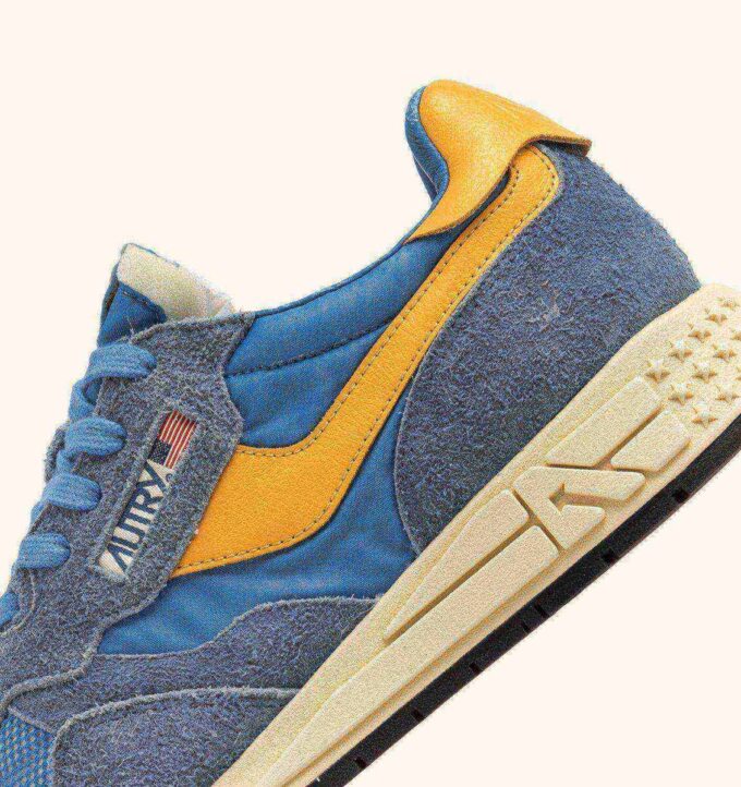 REELWIND LOW SNEAKERS IN CENBLE AND GOLD FUSION SUEDE AND NYLON REELWIND LOW SNEAKERS IN CENBLE AND GOLD FUSION SUEDE AND NYLON