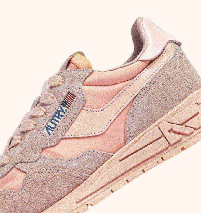 REELWIND LOW SNEAKERS IN CREOLE PINK NYLON AND SUEDE