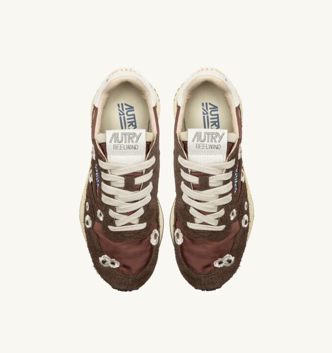 REELWIND LOW SNEAKERS IN EBONY AND WHITE EMBROIDERY